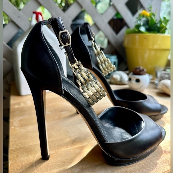 Brian Atwood D’Orsay Pumps size 7.5 - Picture 2 of 8